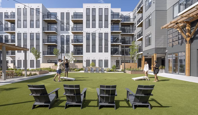 recreational area at The Shipwright Apartments 