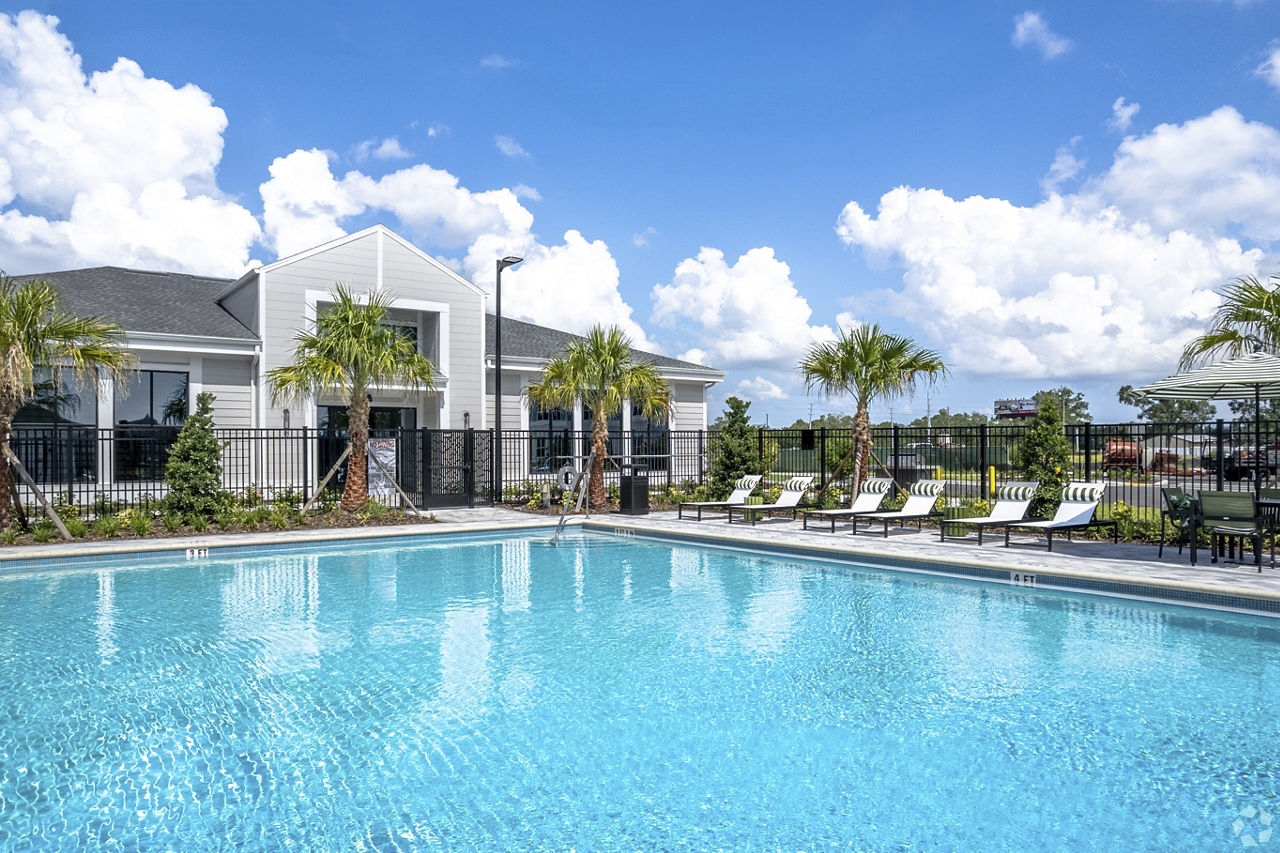 Altera Conner Park Land Olakes Fl 3 of 12