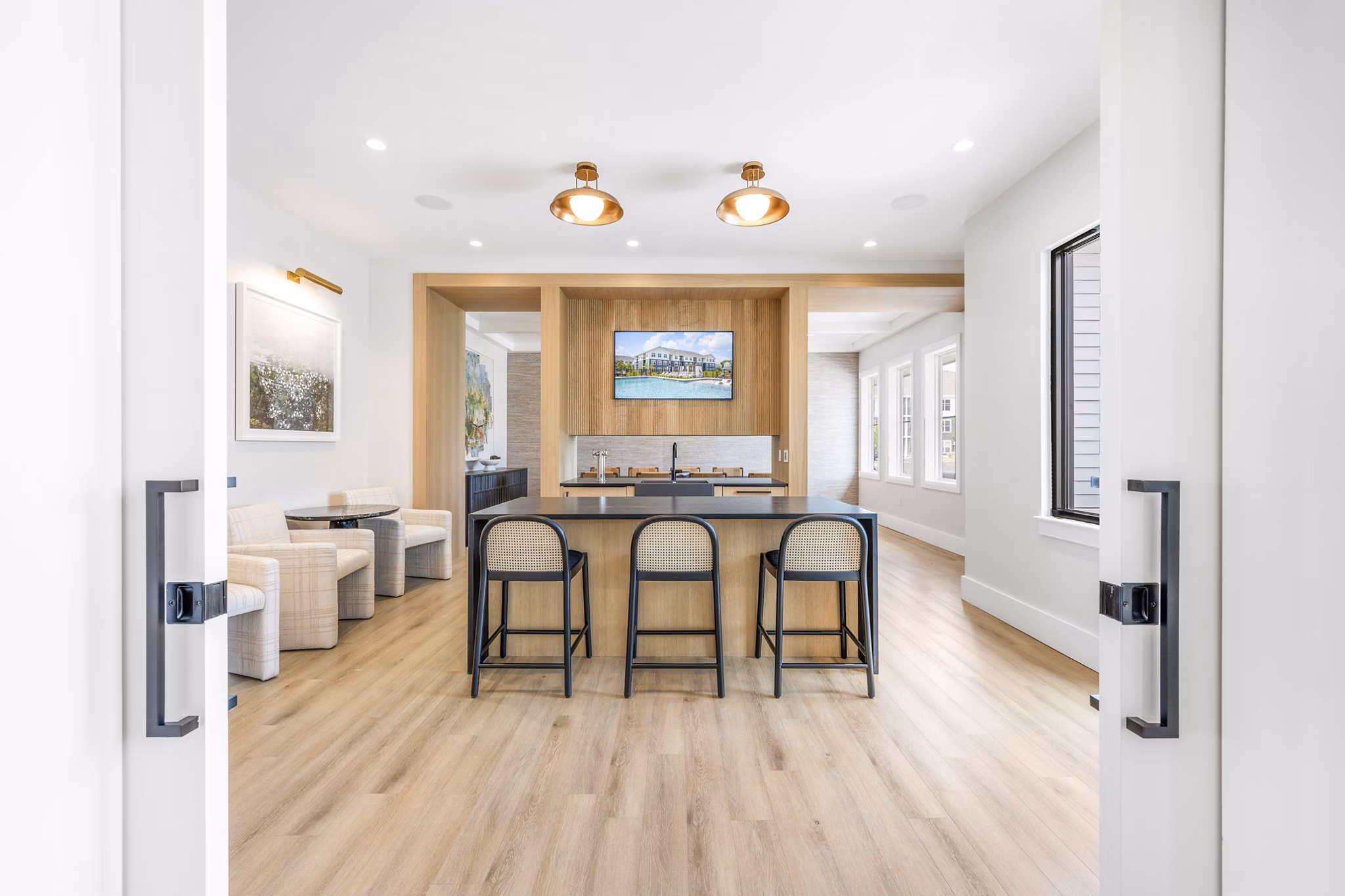 clubhouse at Alta Oak and Pine Apartments