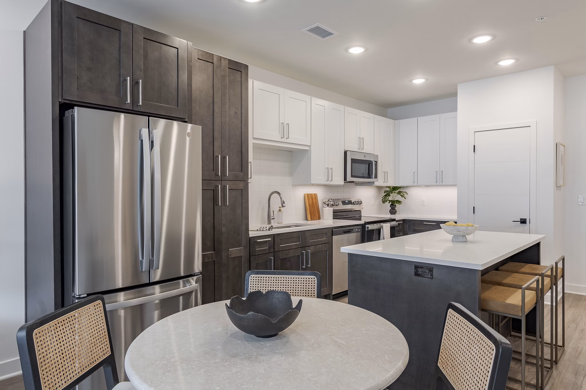 dining room and kitchen at The Hudson Apartments