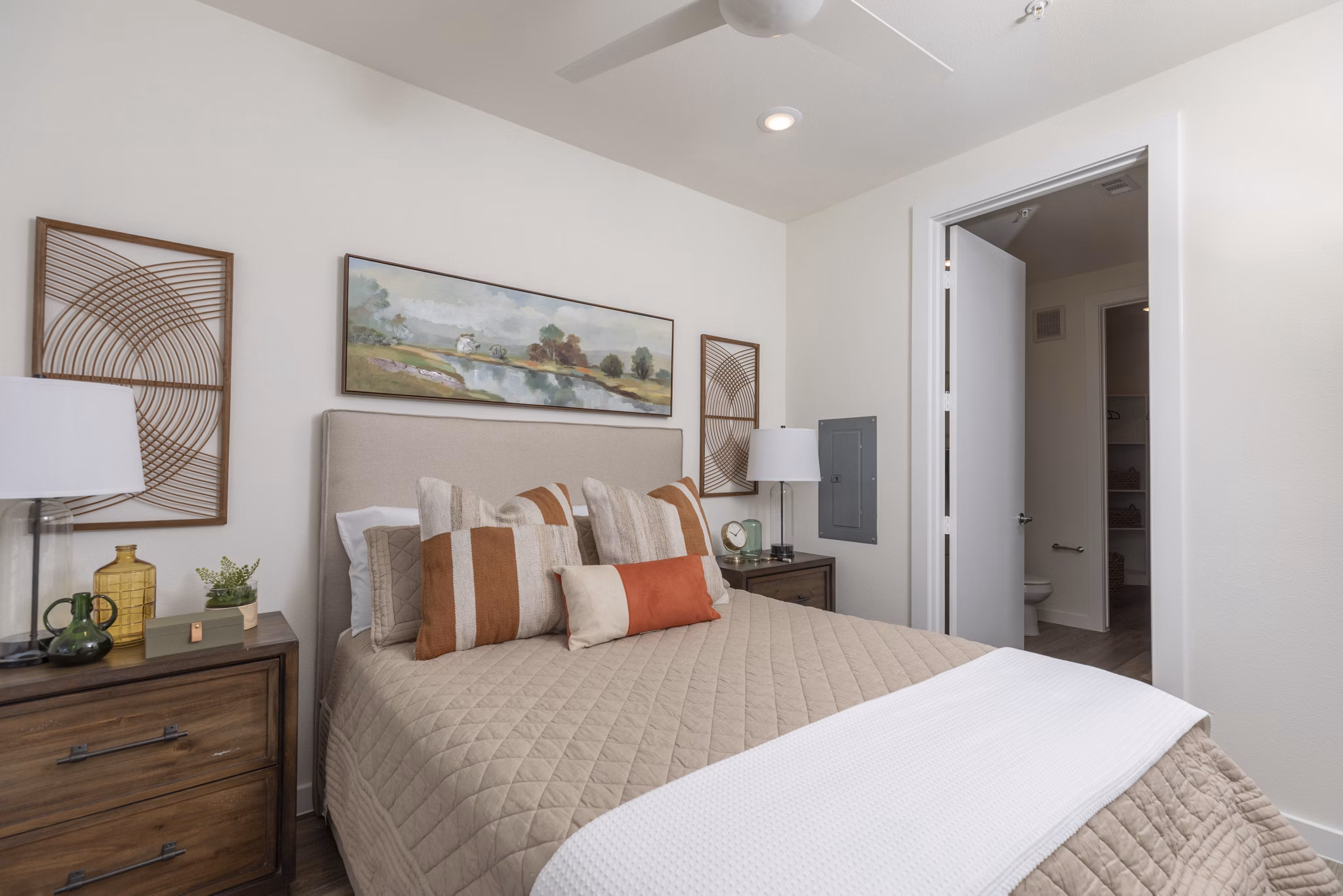bedroom at COOP Farmers Market Apartments 