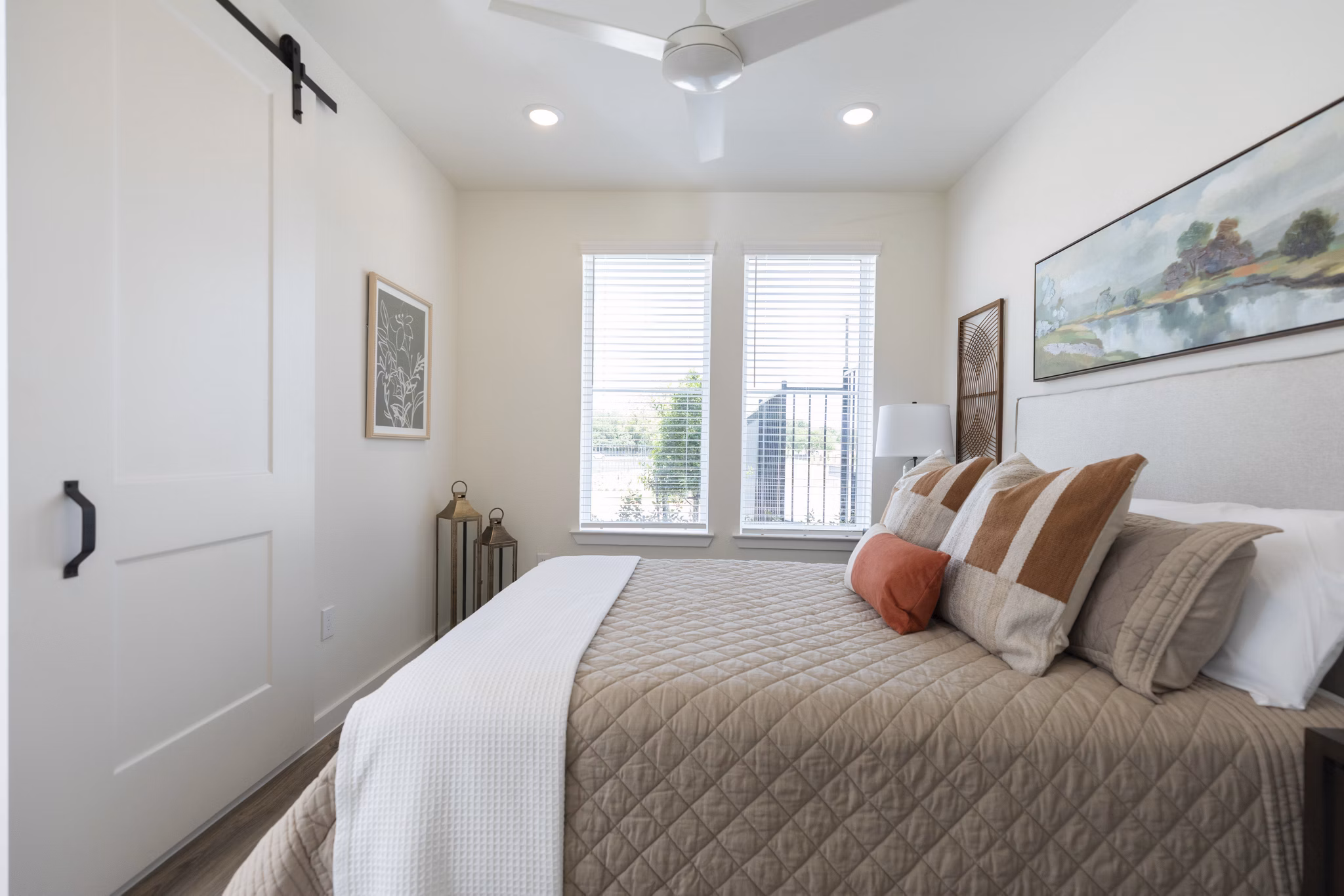 bedroom at COOP Farmers Market Apartments 