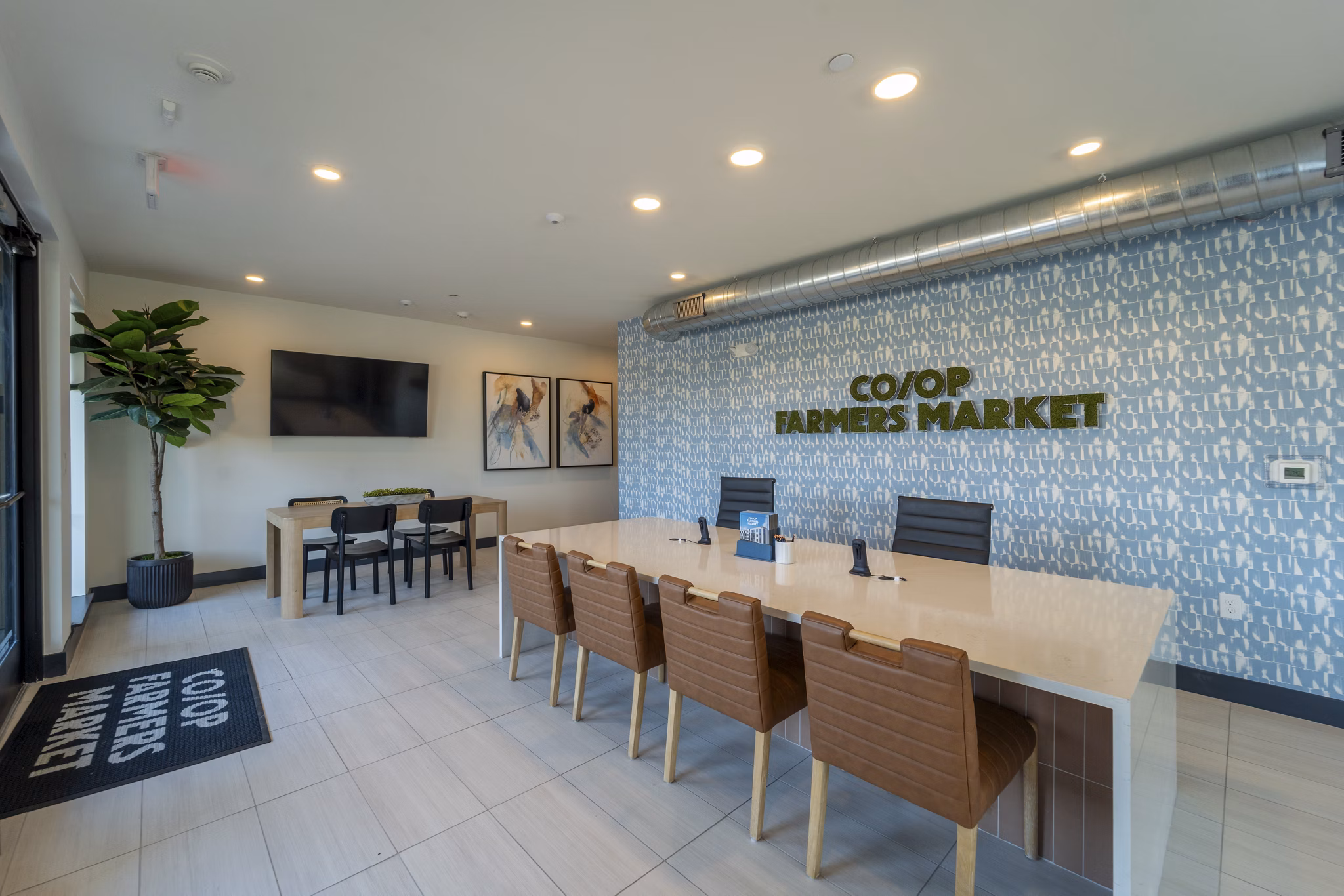 clubhouse at COOP Farmers Market Apartments 