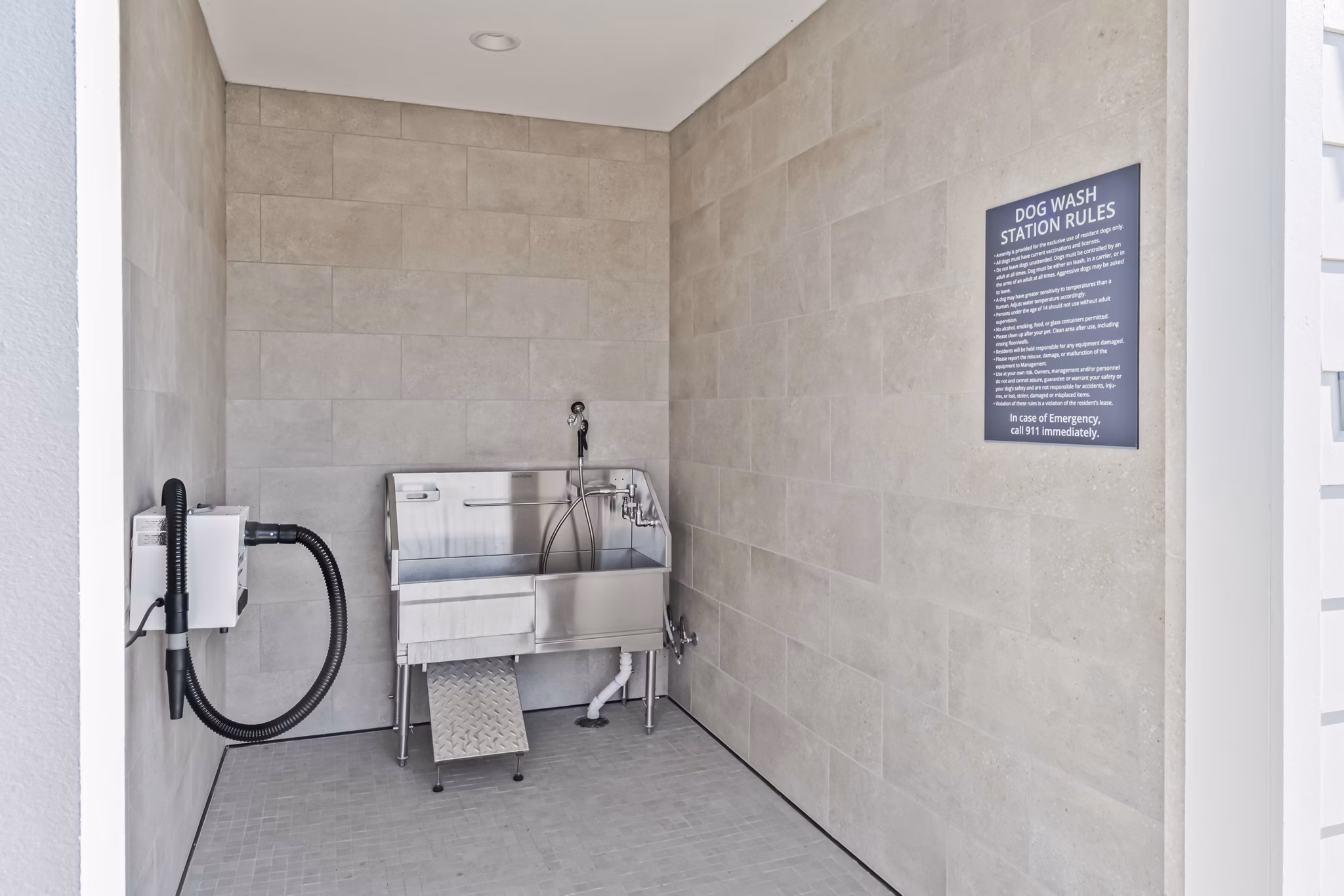dog wash station at Altura Luxury Rental Homesa Apartments