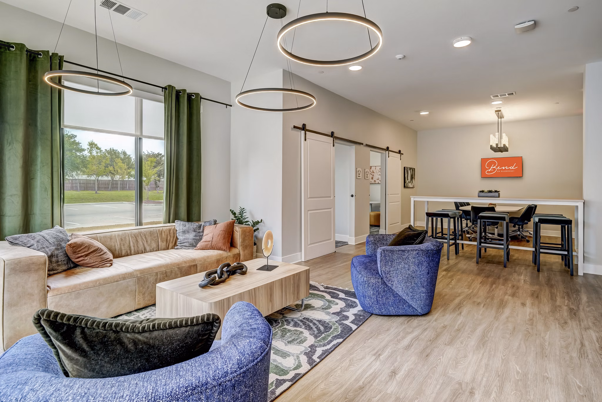 clubhouse at Bend on Bluebonnet Apartments