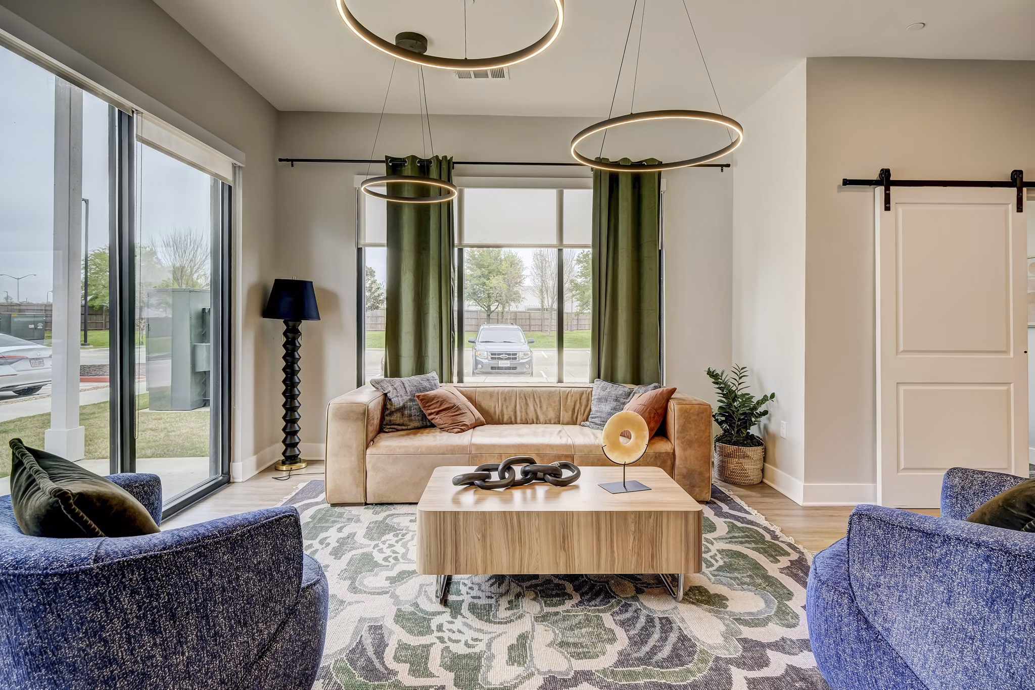 clubhouse at Bend on Bluebonnet Apartments