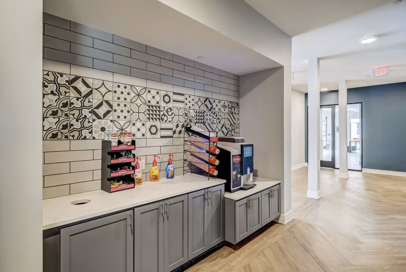 clubhouse at Bend on Bluebonnet Apartments