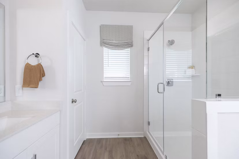 bathroom at Skymor Pearland Apartments