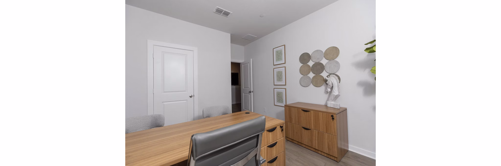 clubhouse at Skymor Pearland Apartments