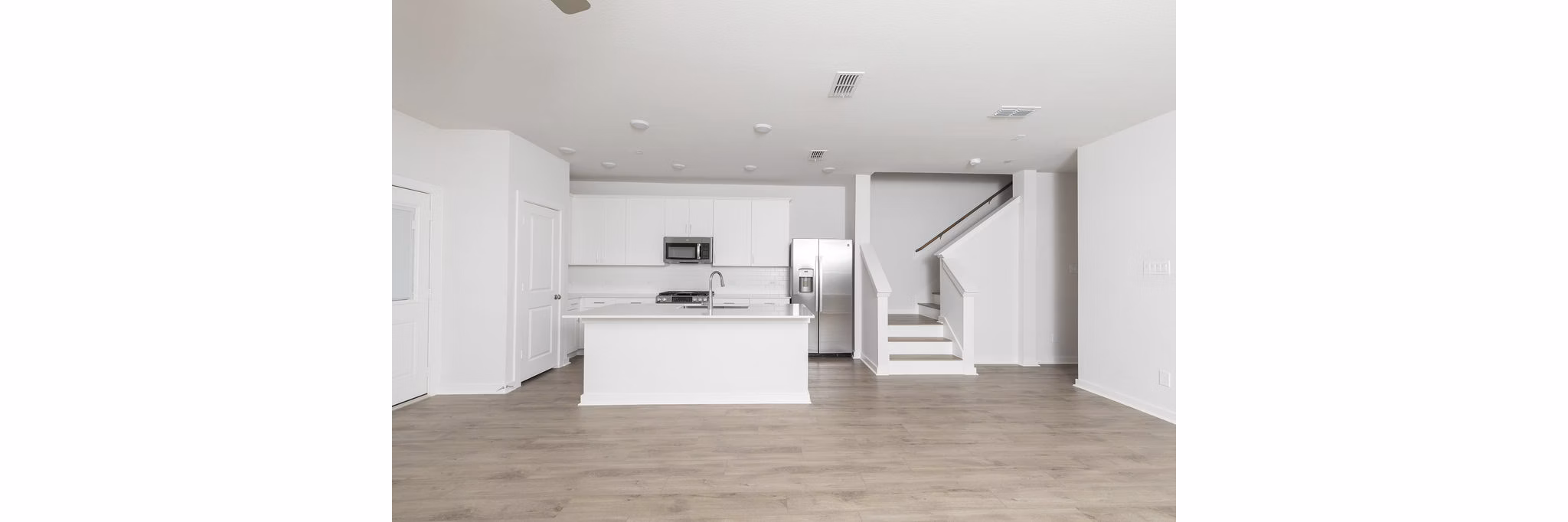 kitchen at Skymor Pearland Apartments