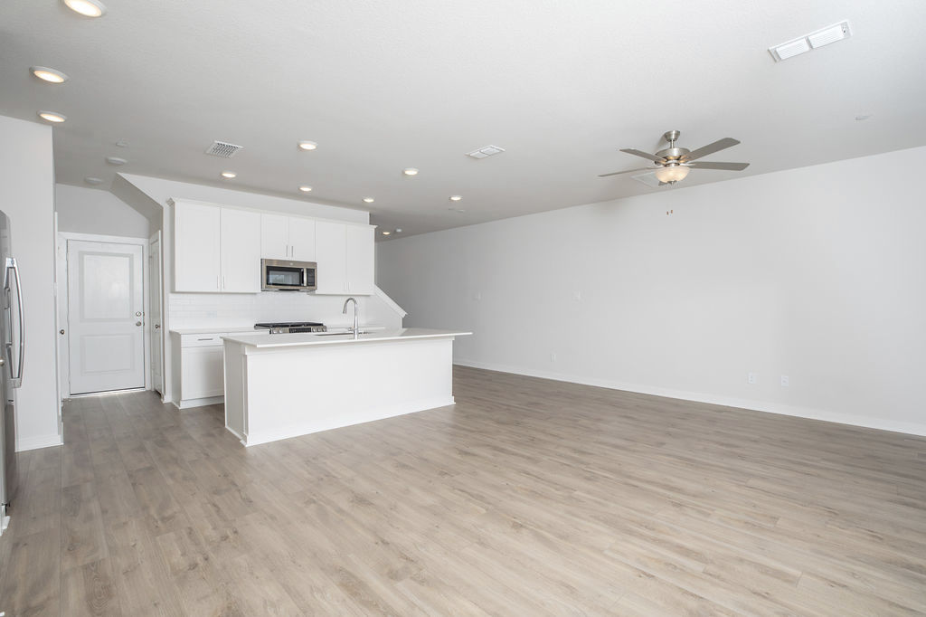 Skymor Pearland 13 of 29