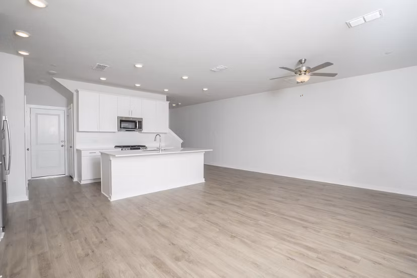 living room at Skymor Pearland Apartments