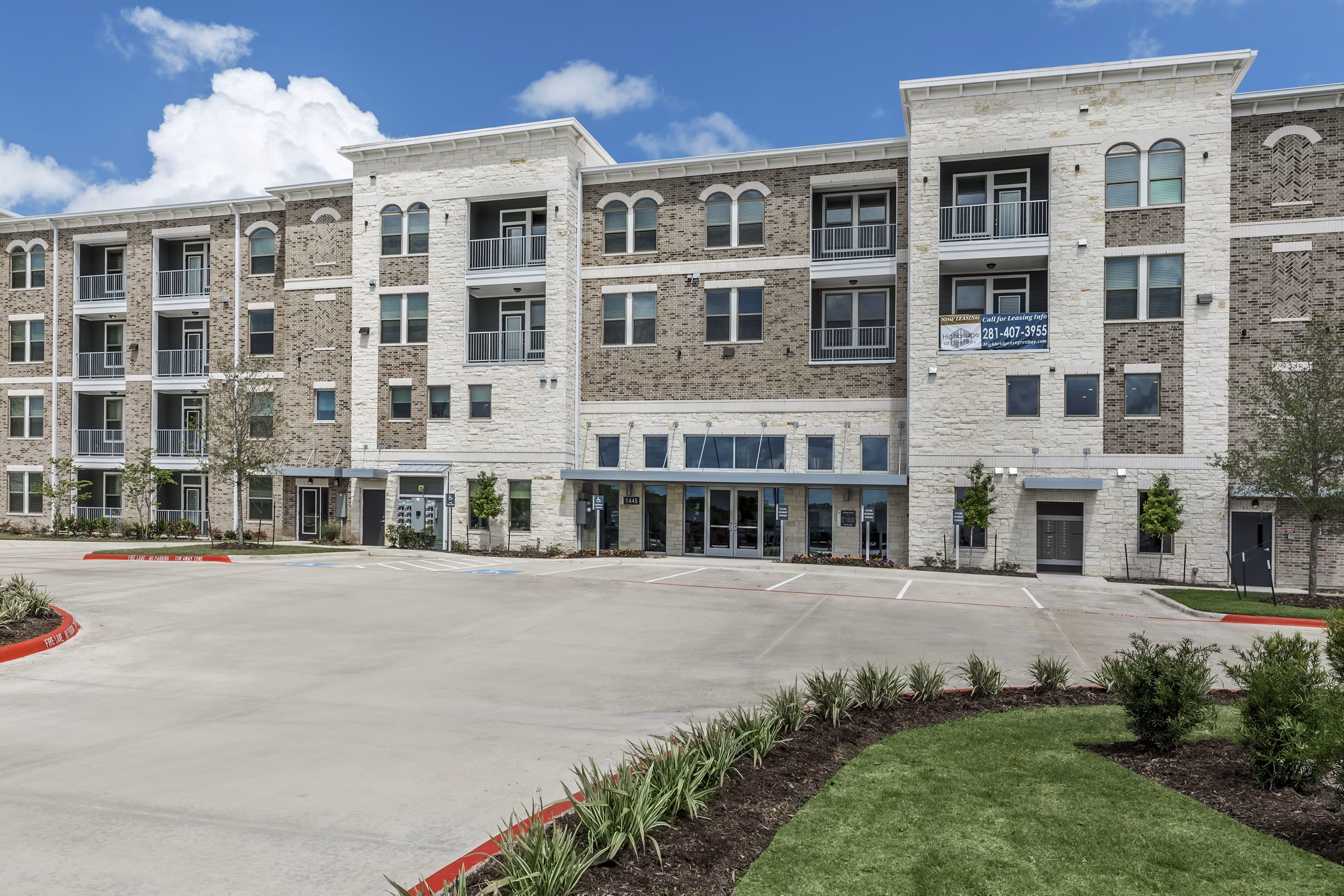 building at Highbridge at Egret Bay Apartments
