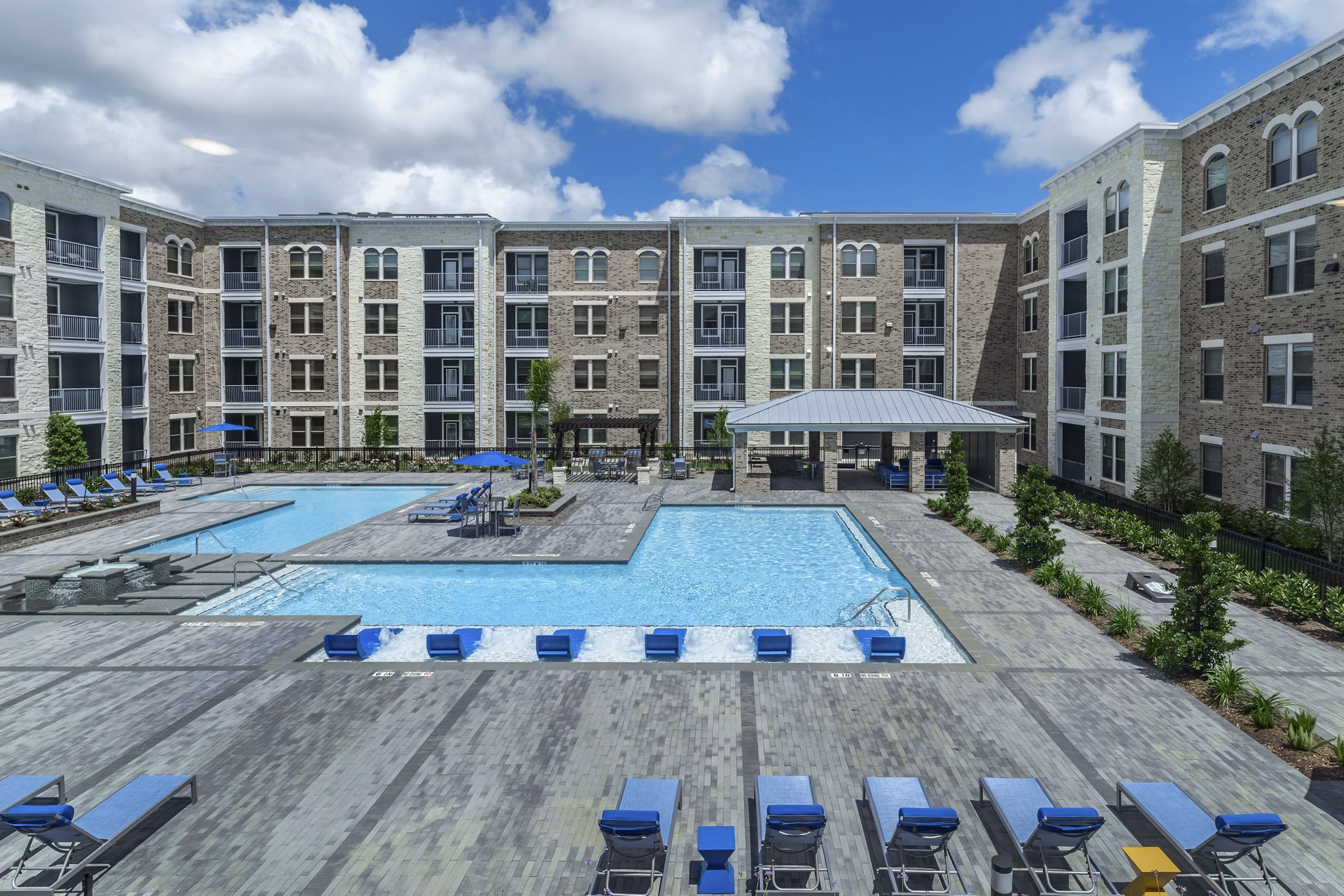 building at Highbridge at Egret Bay Apartments