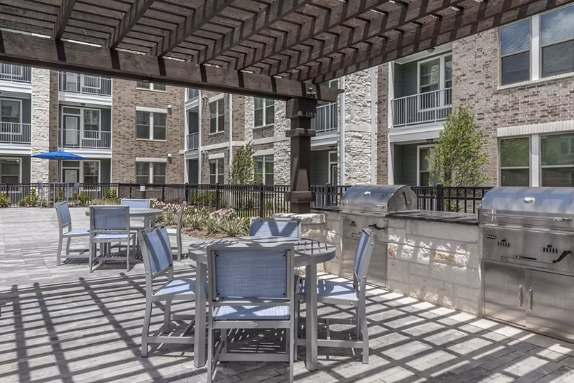 grill area at Highbridge at Egret Bay Apartments