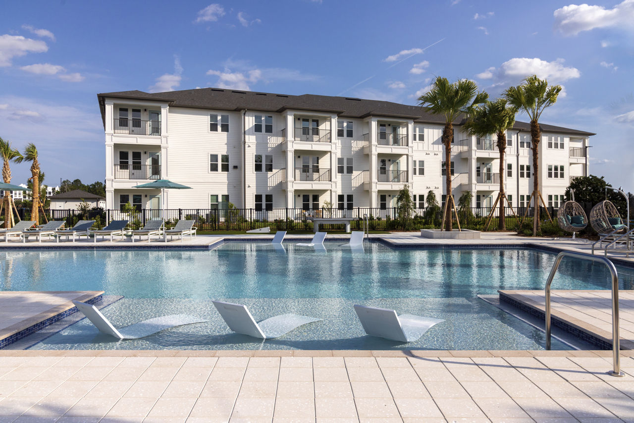Pool at Marlowe Tomoka Village (8 of 8)