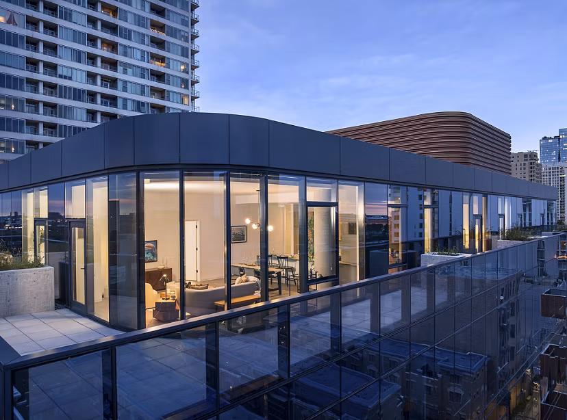 building/exterior at Nevéseno Apartments