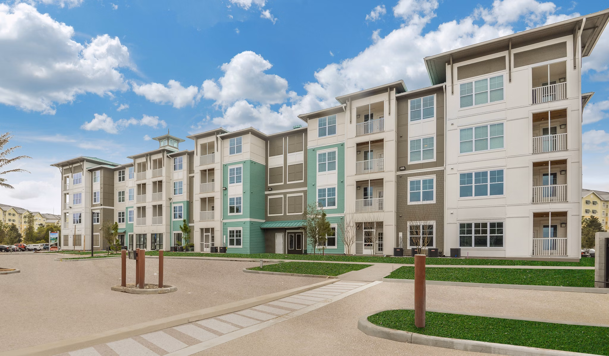 pool at Avana Parkway Apartments