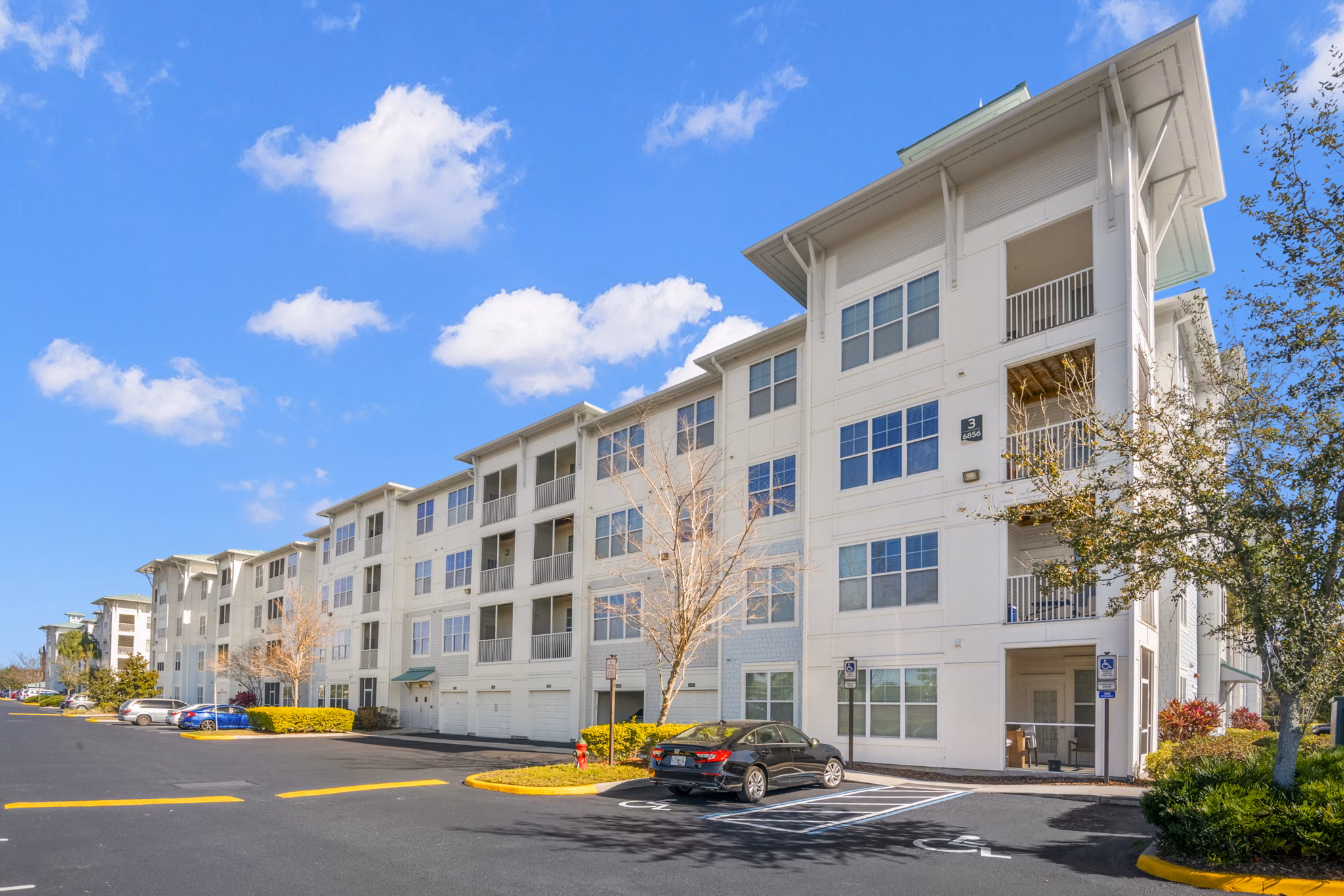 building at Avana Parkway Apartments
