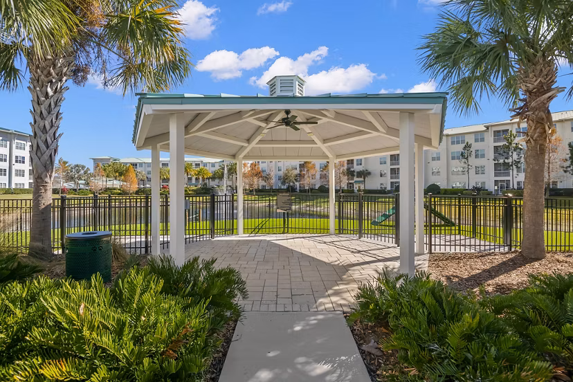 grill area at Avana Parkway Apartments