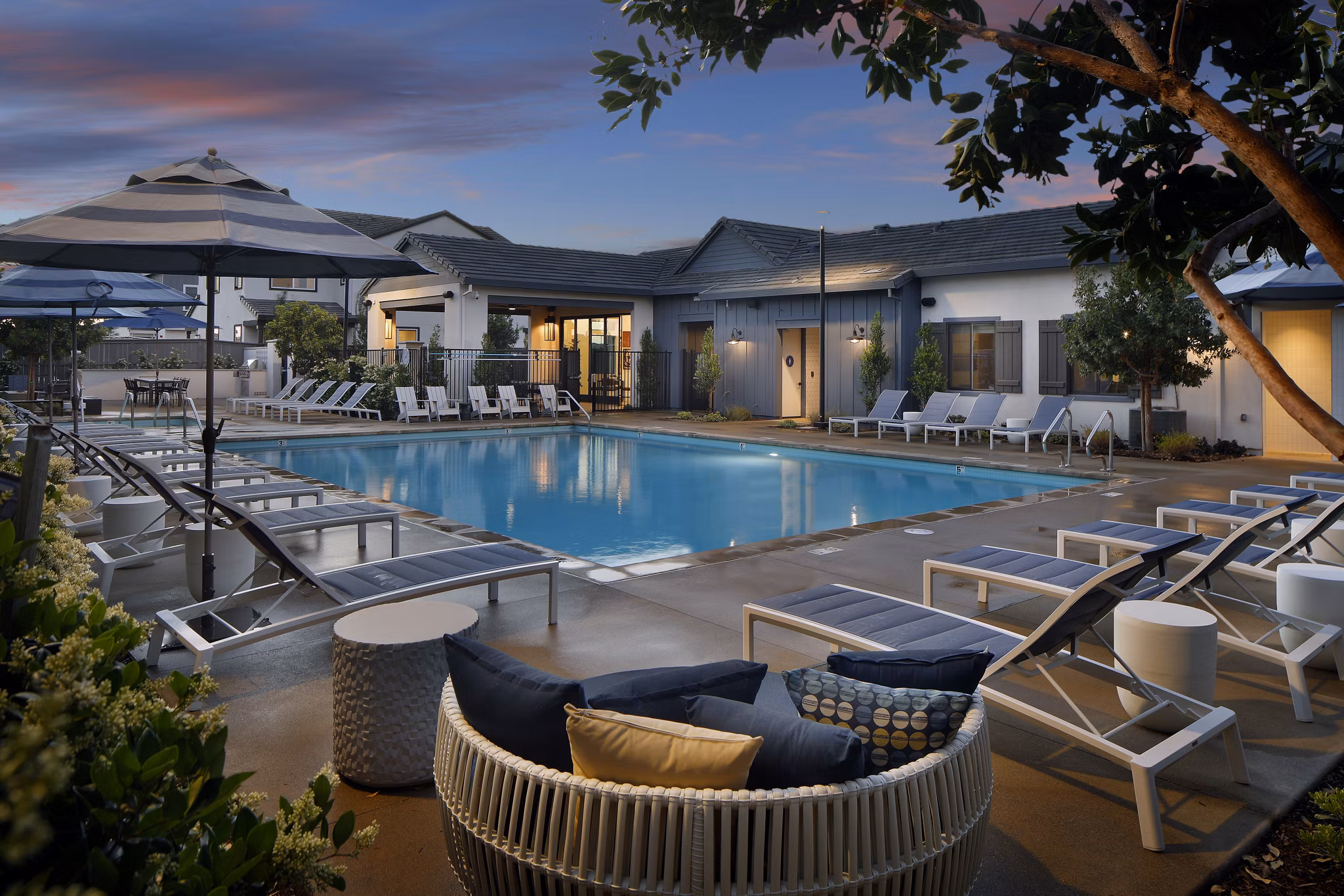 Property images of Escala at Stanford Crossing