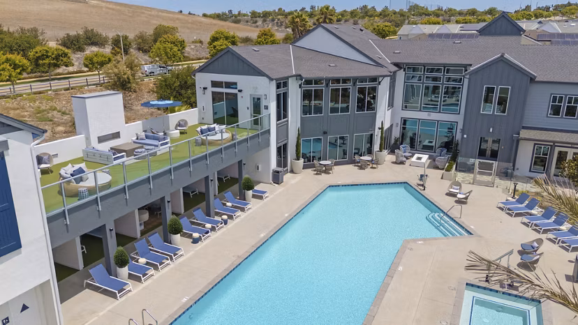 pool at Stirling at Cota Vera Apartments 