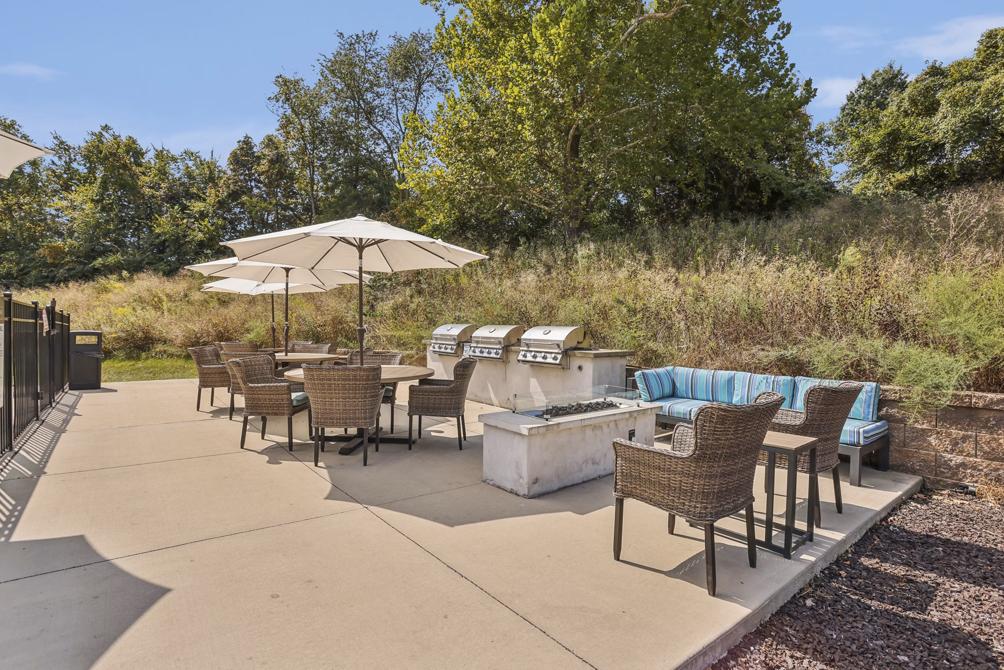 Patio at Sugar Creek Apartments Apartments