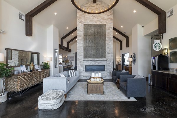 clubhouse at 4 Corners Apartments 