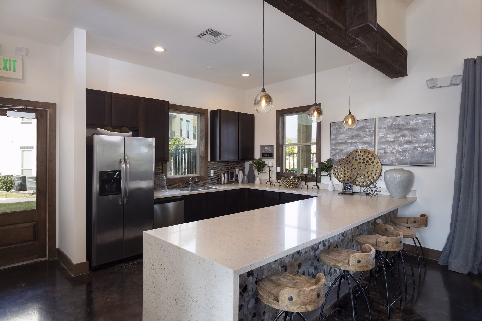 clubhouse at 4 Corners Apartments 