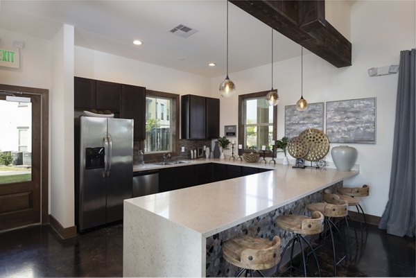 clubhouse at 4 Corners Apartments 