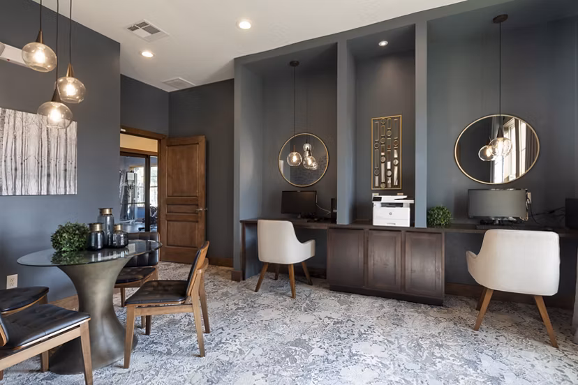 clubhouse at 4 Corners Apartments 