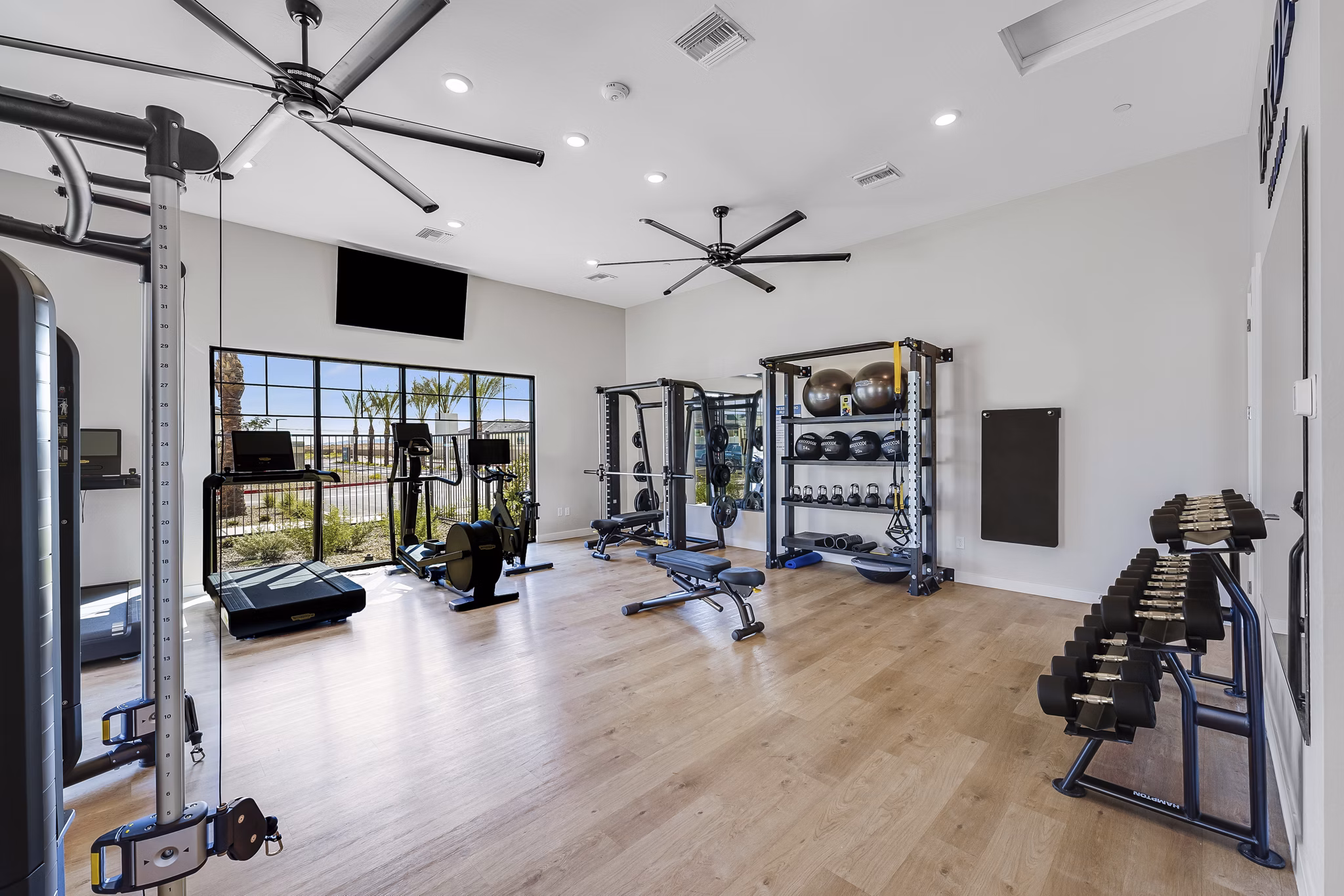 fitness center at Yardly Broadway Apartments
