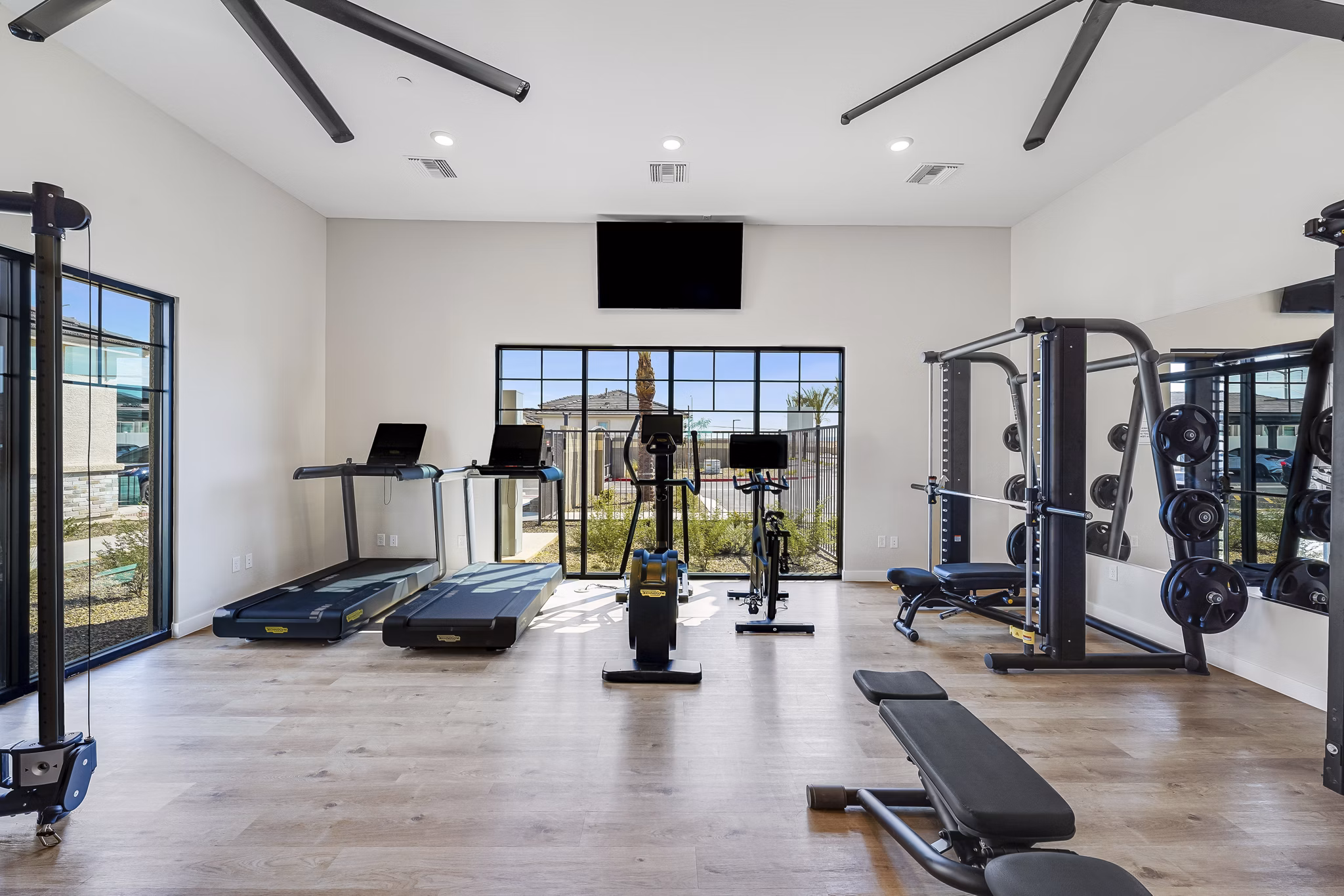 fitness center at Yardly Broadway Apartments