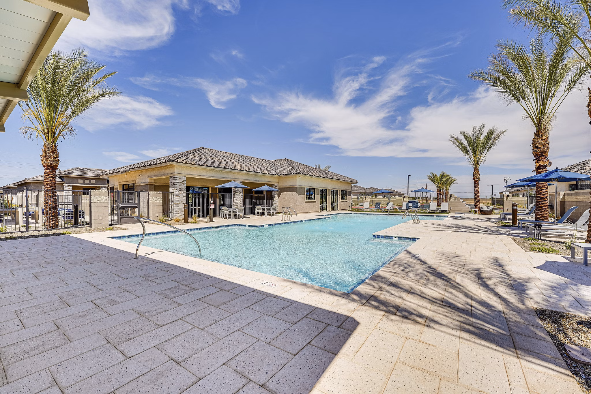 pool at Yardly Broadway Apartments