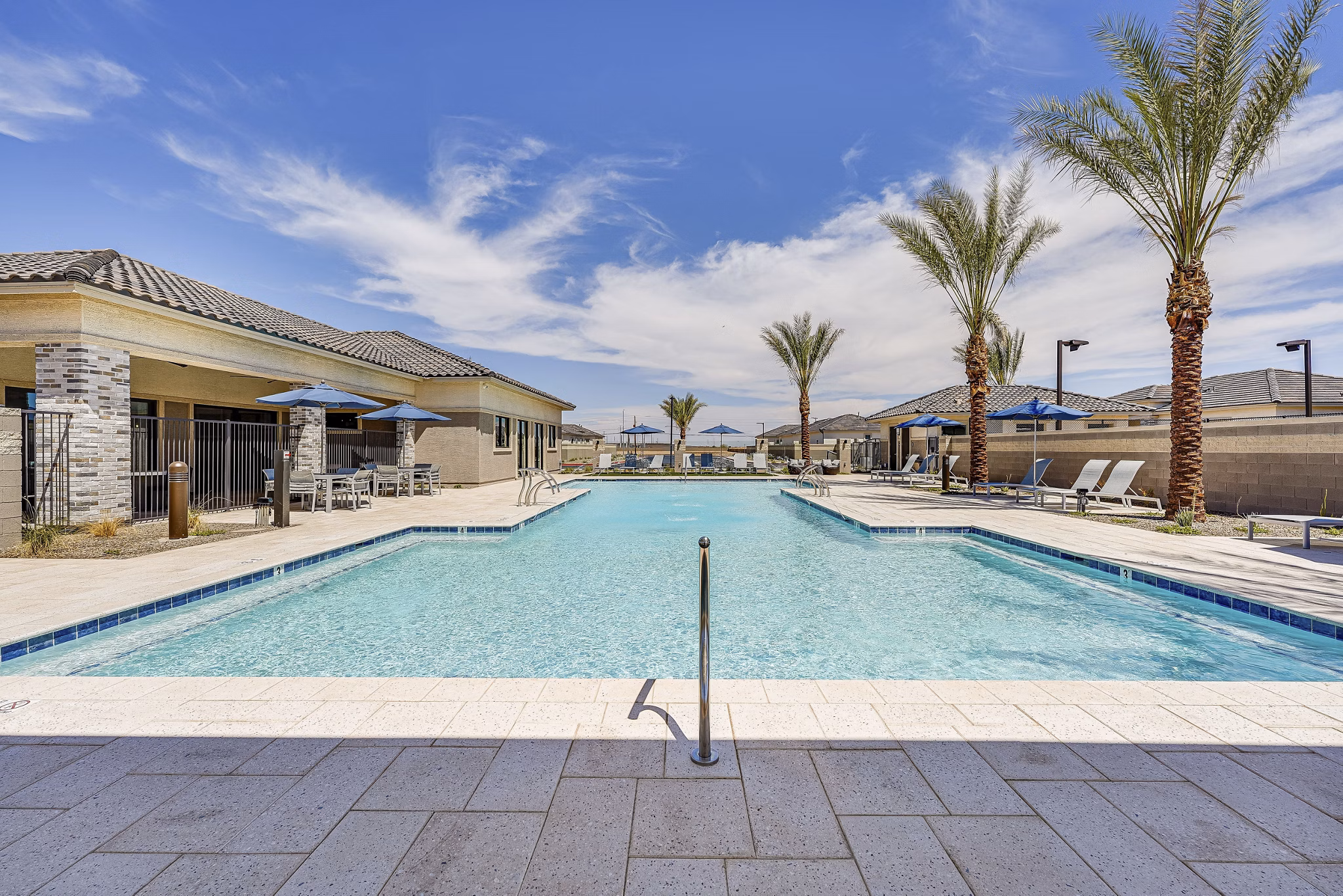 pool at Yardly Broadway Apartments