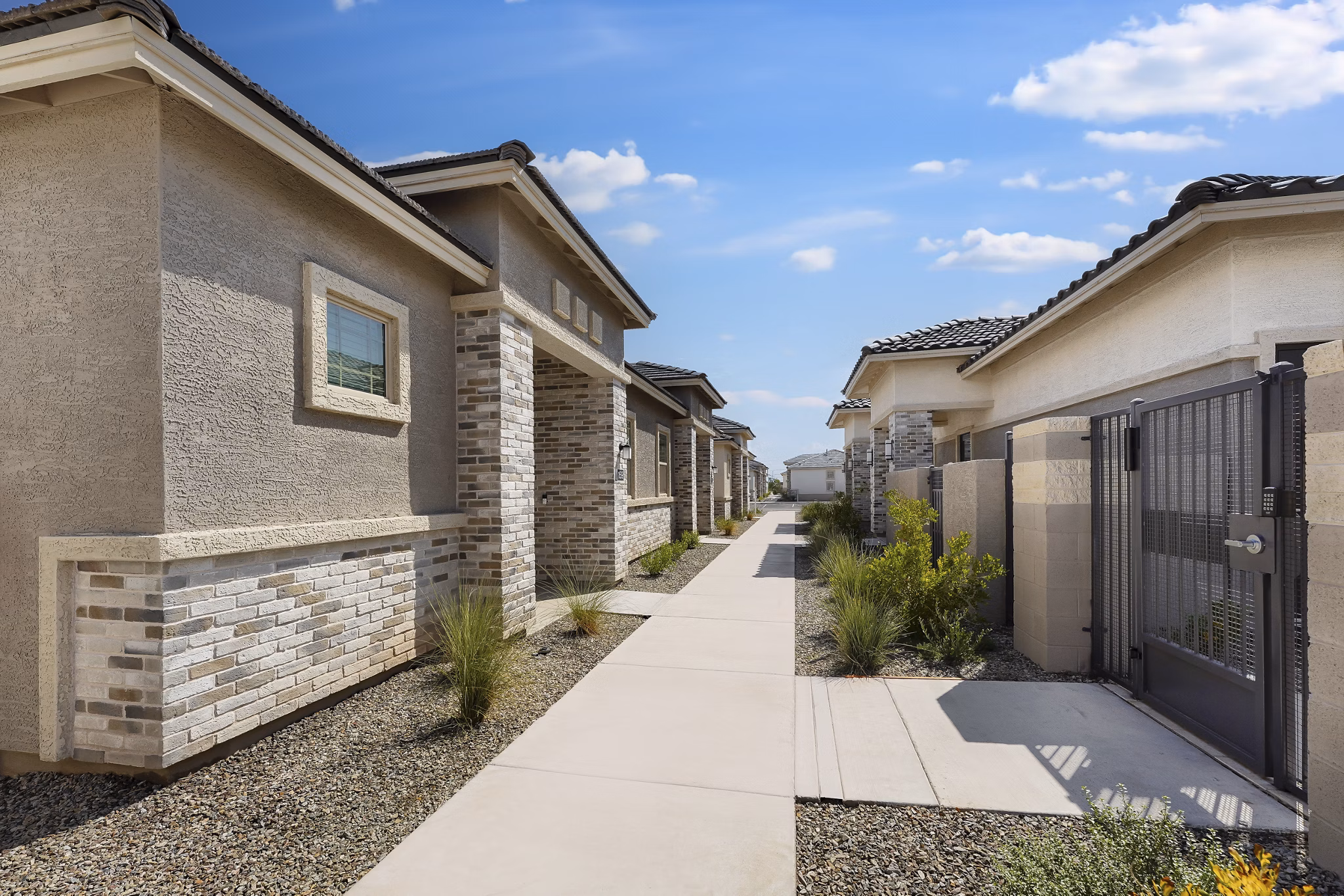 Recreational Area at Yardly Broadway Apartments