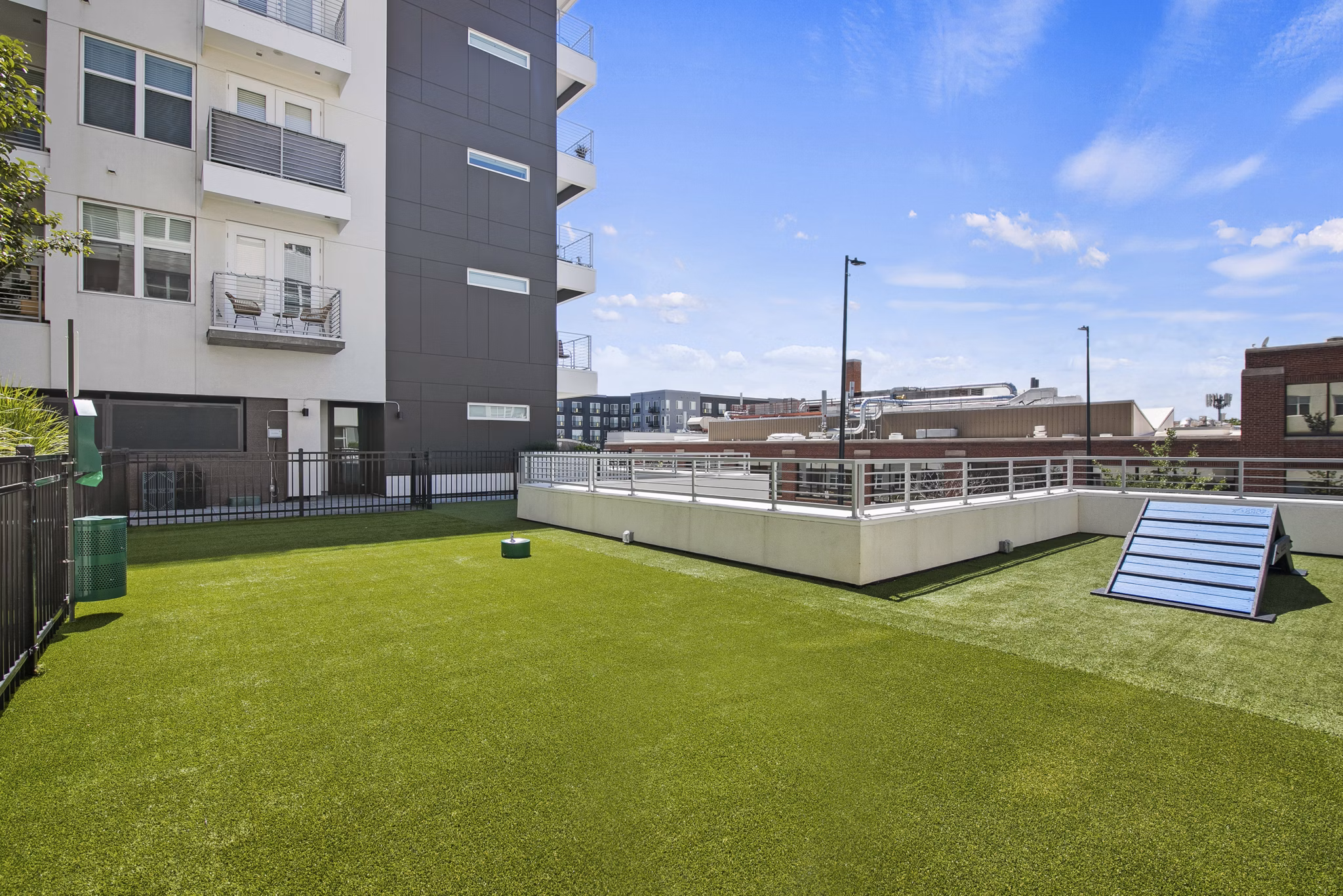 recreational area at RYE SoBo Apartments 