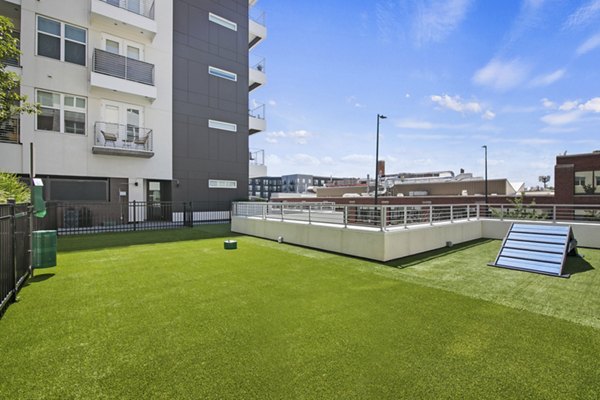 recreational area at RYE SoBo Apartments 