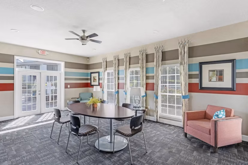 clubhouse at Las Palmas Apartments 