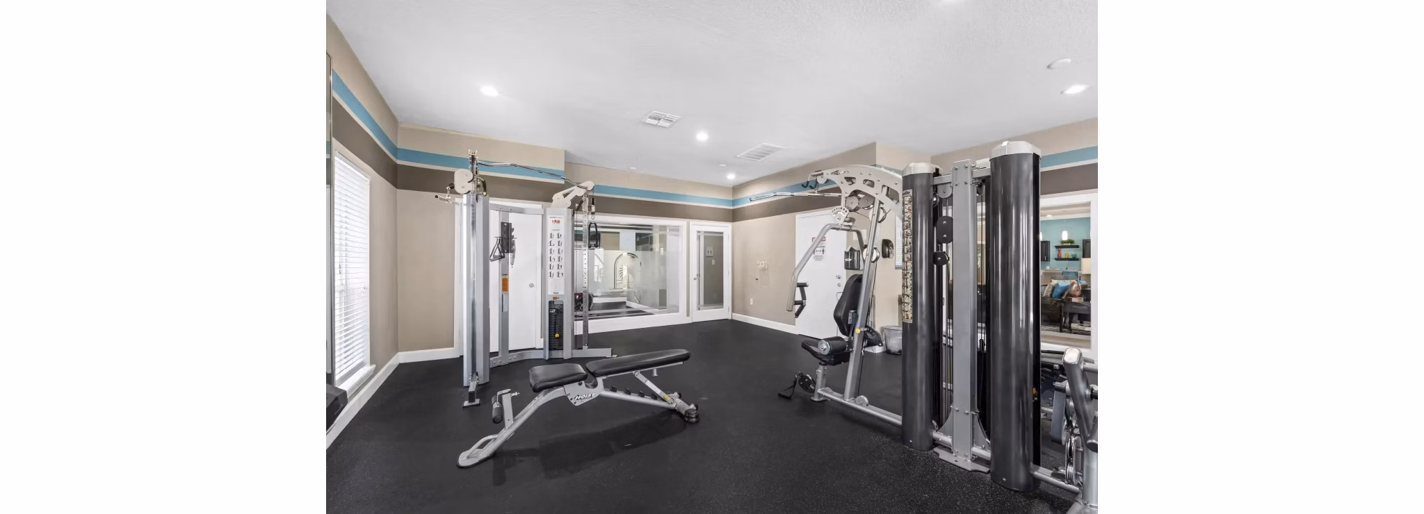 fitness center at Las Palmas Apartments 