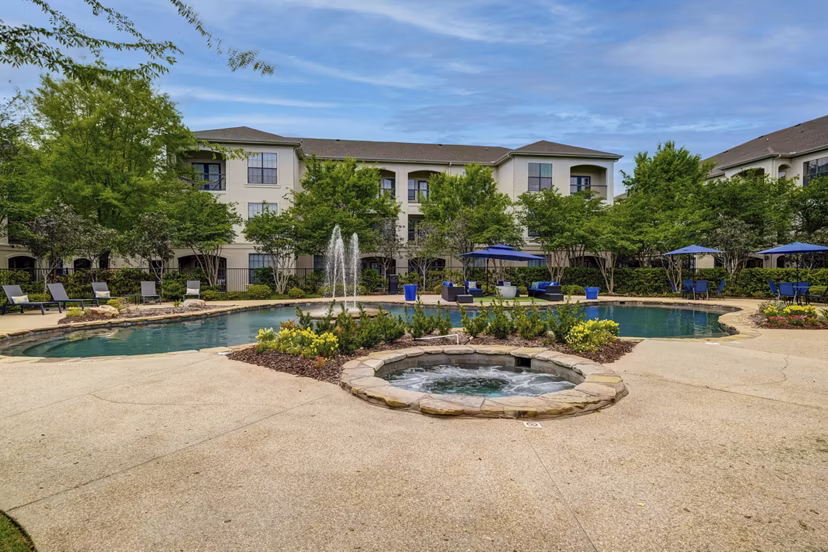 recreational area at Paramount at Cedar Lodge Apartments