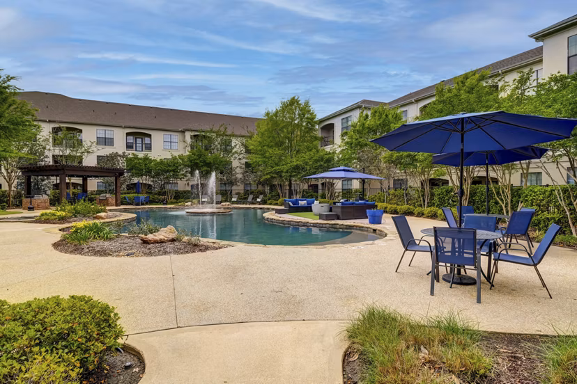 recreational area at Paramount at Cedar Lodge Apartments