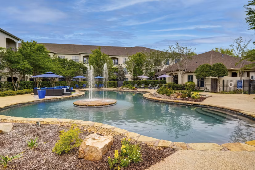 recreational area at Paramount at Cedar Lodge Apartments