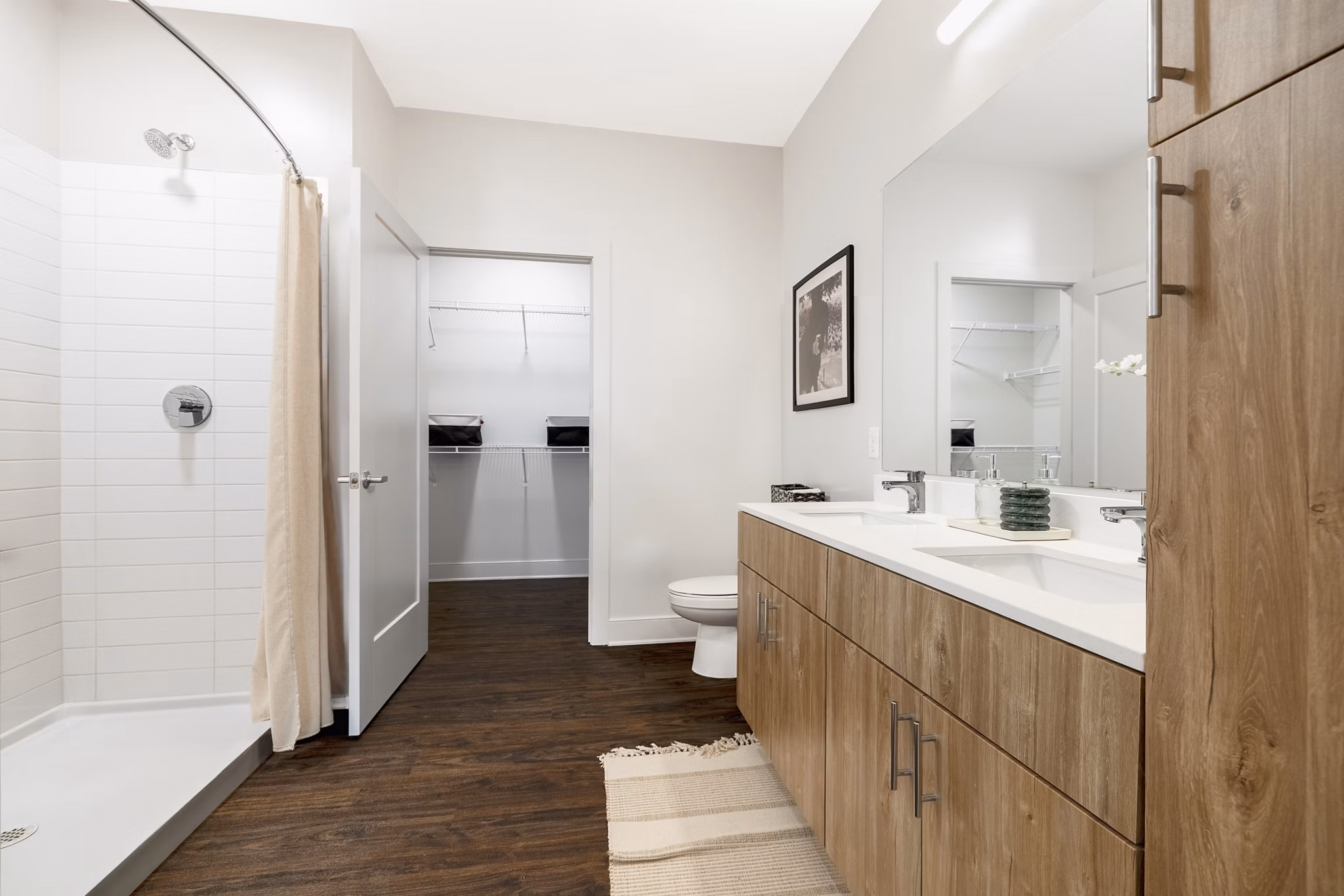 bathroom at The Ironwood Apartments