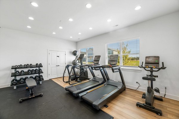 fitness center at Highline at Knoxville Apartments