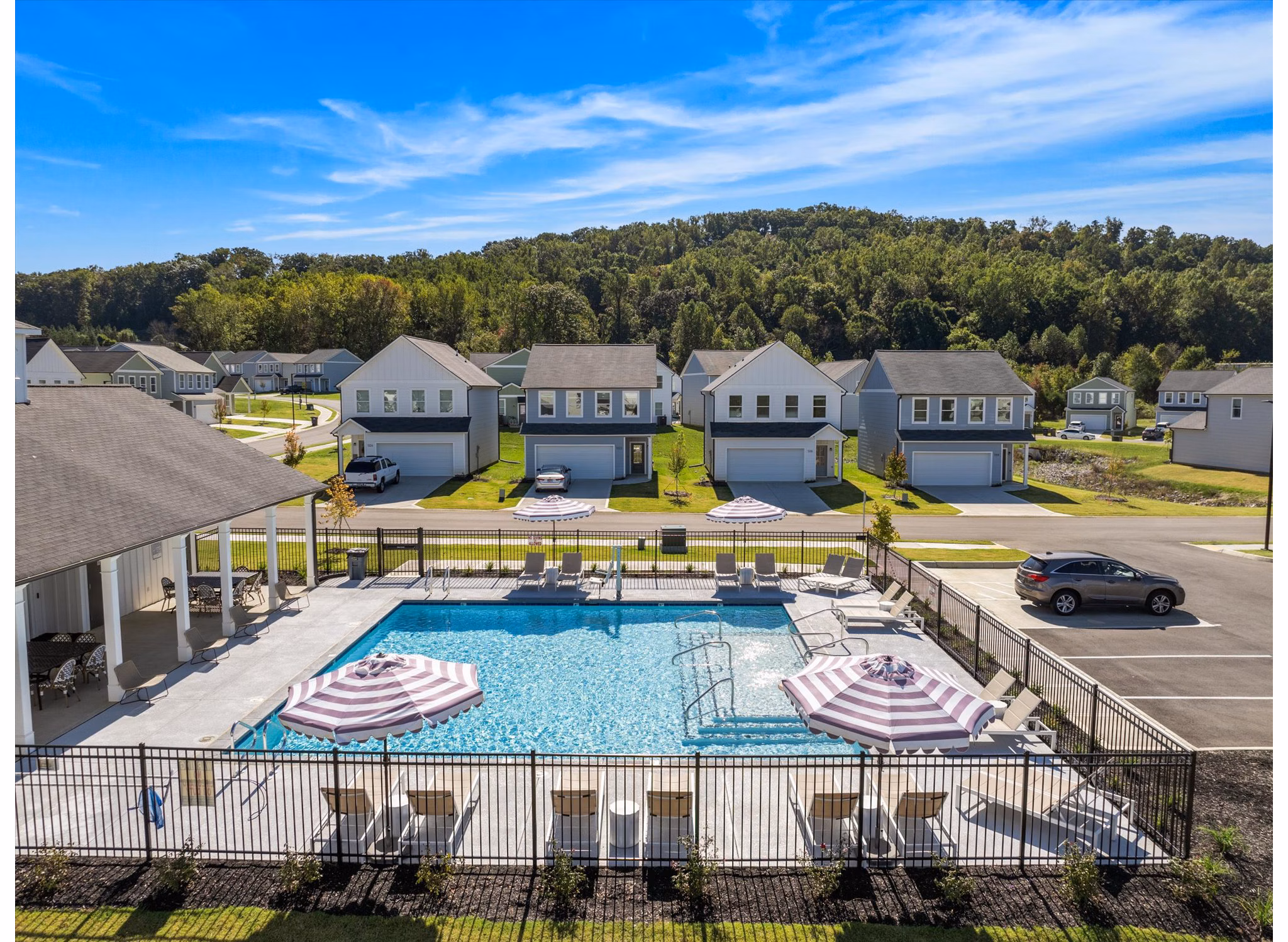 pool at Highline at Knoxville Apartments