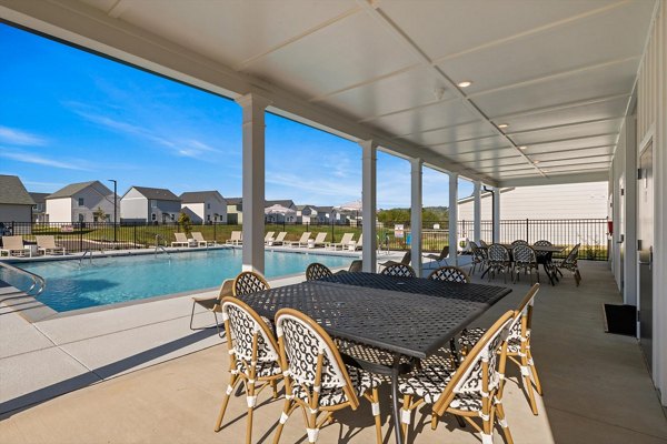 pool at Highline at Knoxville Apartments