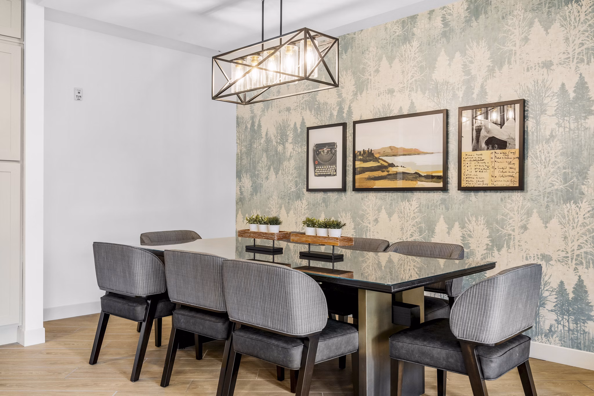 clubhouse meeting facility at The Aurilla Apartments