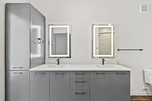 bathroom at Azalea Luxury Apartments
