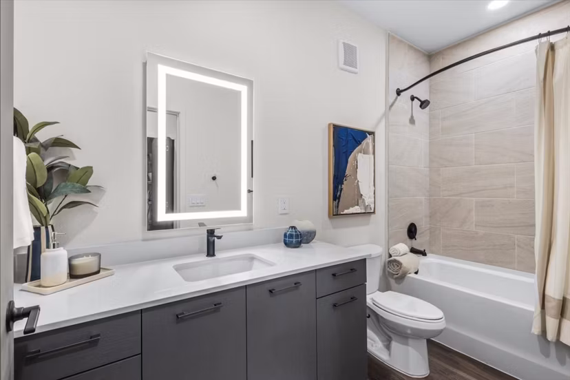 bathroom at Azalea Luxury Apartments